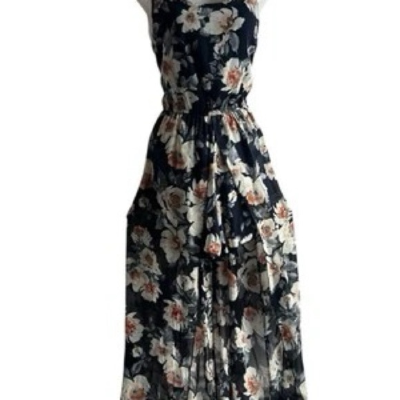 Rue21 Blue and White Pleated Halter Maxi Dress - Picture 2 of 12